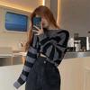 Gri Siyah Çizgili Oversize Crop Kesim Yarım Kazak