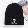 Siyah Gothic Skeleton Bere